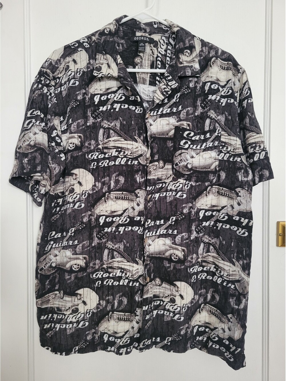 George Hawaiian Shirt Men’s Large Black White Rock Cars Guitars Loop Collar